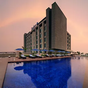 5* فندق راديسون بلو نيو باشيم فيهار